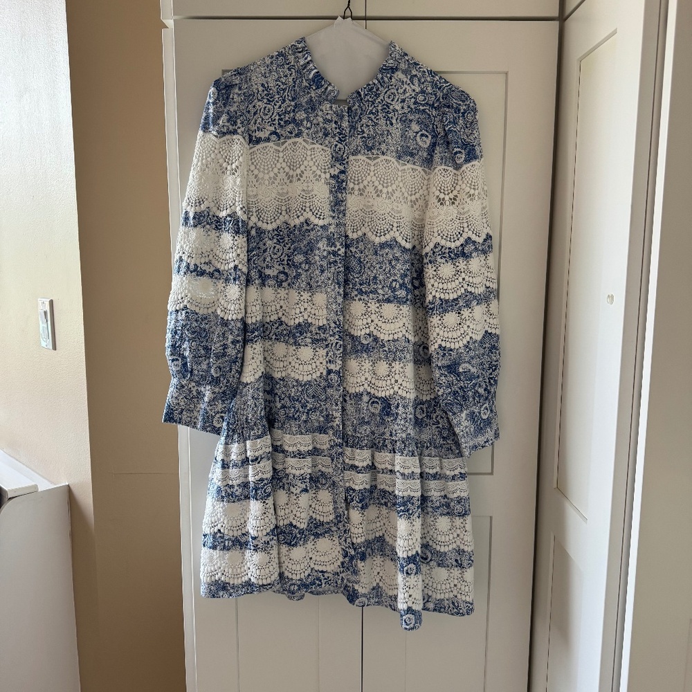 LIKE NEW TUCKERNUCK HYACINTH HOUSE LACE TRIM EMMIE MINI DRESS